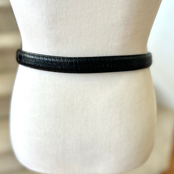 Coldwater Creek Black Embossed Alligator & Silver Filigree Buckle Belt (L) - Picture 3 of 8